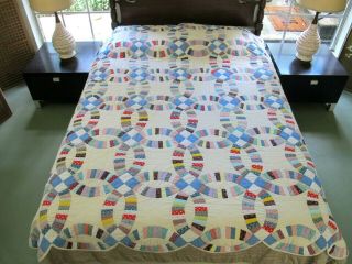 Vintage All Cotton Hand Pieced & Quilted Wedding Ring Quilt; 85 " Sq; Good