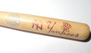RARE 1950 ' s Baseball Large Pin Button Mickey Mantle York Yankees Pinback Bat 3