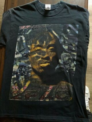 2pac Vintage 90’s Graphic T Shirt Size Large Tupac Shakur Very Rare Hip Hop Rap
