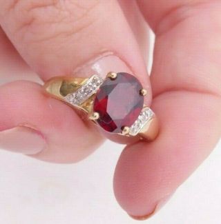 Fine 9ct/9k Gold Diamond & Garnet Art Deco Design Ring,  375