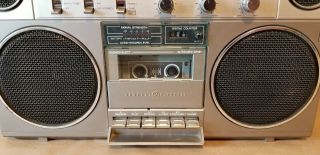 Vintage GE 3 - 5257A Portable Boombox Ghettoblaster AM FM Radio Cassette READ DESC 2