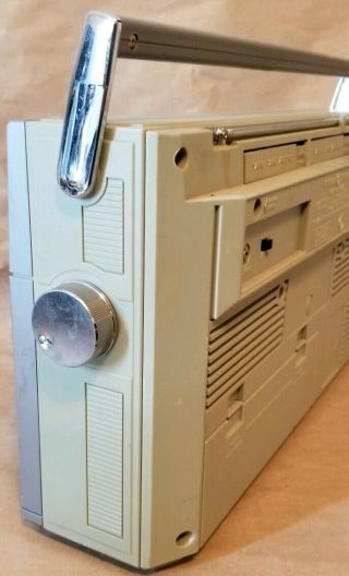 Vintage GE 3 - 5257A Portable Boombox Ghettoblaster AM FM Radio Cassette READ DESC 7