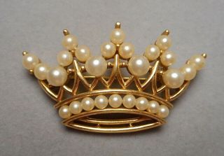 1960s Trifari Brooch Pin - Golden Royal Crown Encrusted W/ Faux Pearls