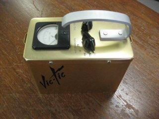 Vintage Vic - Tic Geiger Counter 4
