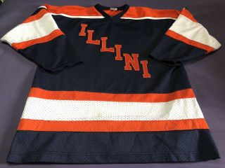 Vintage Ncaa University Of Illinois Fighting Illini Hockey Jersey Men’s Size Xl