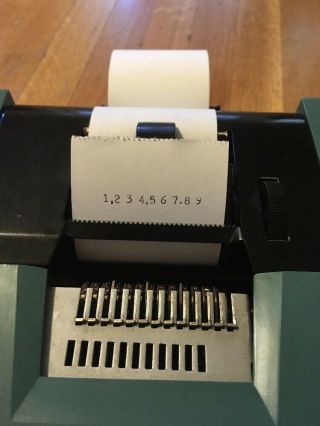 Mid - Century Vintage Underwood Olivetti Adding Machine 3