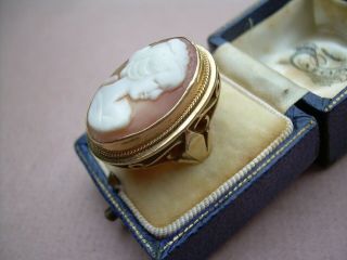 1940s Huge Natural Shell Carved Cameo Set In A Heavy 9ct Gold Mount Size P