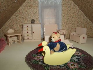 1938 antique Strombecker child ' s room w/ Shoofly duck rocker dollhouse 3