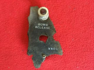 Rare Wwii B - 17g 44 - 83586 " Bombs Gone " Flashing Light Piece From Ca.  Crash Site