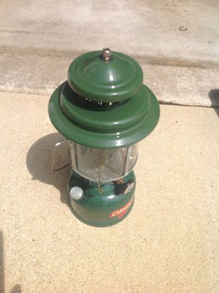 Vintage Coleman Model 220e Lantern 1962 10 62