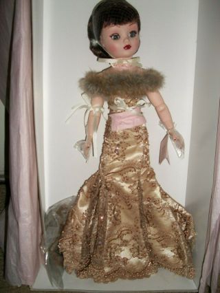 Madame Alexander Rare " The Gold And The " 21 " Cissy.