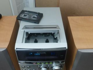 AIWA XR - MD100U Mini Disc MD CD Tape AM/FM Hi - Fi Mini System w Speakers RARE 10