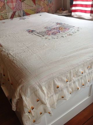 Vintage 1930 ' s EMBROIDERED BEDSPREAD Bed Cover COVERLET Curtain Queen GORGEOUS 2