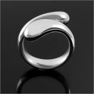 Authentic Tiffany & Co.  Elsa Peretti Teardrop Silver Ring - Size - 6