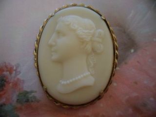Antique Vintage Victorian Lady Cameo Brooch Old Pin In Rolled Gold Frame
