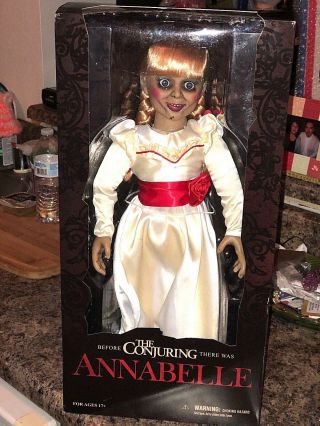 Annabelle Conjuring Doll 18 " Inch Mezco Toyz