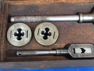Antique Vintage Greenfield Little Giant 311 Screw Plate Tap Die Set & Wooden Box 5