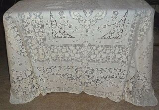 Vintage Quaker Lace Ivory Banquet Size Tablecloth – Perfect (653)