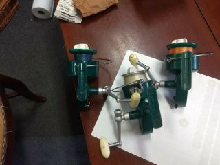3 VINTAGE PENN 712 spinning reels with 1box and paperwork 4