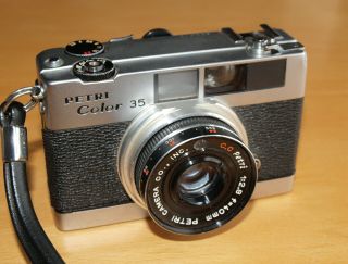 Vintage Petri Color 35mm Japanese Compact Film Camera c1960s - 1970s 2