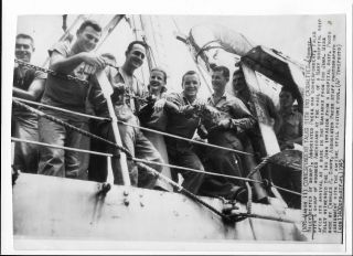 1945 Press Photo Ww2 Iwo Jima Casualties Aboard Navy Hospital Ship - Gorry Photo