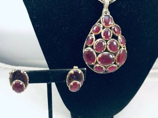 Vtg.  Crown Trifari Demi Gripoix Purple Glass Gold Tone Necklace & Earrings