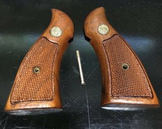 Smith And Wesson K Frame Pistol Grips S & W Vintage