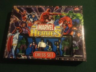 Vintage 2003 Marvel Heroes Chess Set - - Nrfb 2 Players Ages 8 And Up