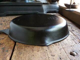 Vintage WAGNER WARE Cast Iron SKILLET Frying Pan 10 SYDNEY - 0 - Ironspoon 5