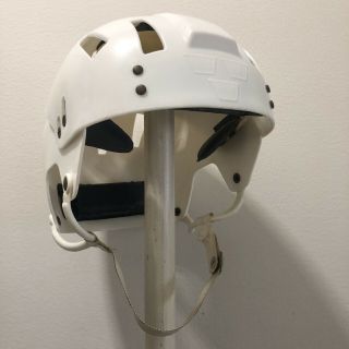 Vintage hockey helmet Hammarplast white Tre Kronor 60s RARE 2