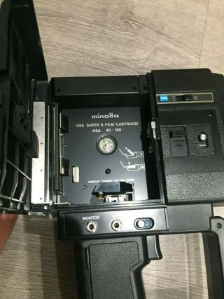 Vintage Minolta XL 660 Sound 8 Movie Camera 4