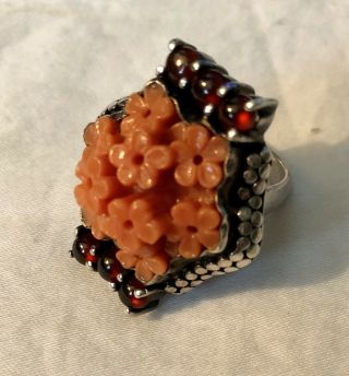 Vtg Amy Kahn Russell Akr Signed Sterling Silver Carved Coral Garnet Ring 7 - 7.  5