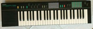 Yamaha Psr - 12 Vintage Keyboard Synthesizer W/box