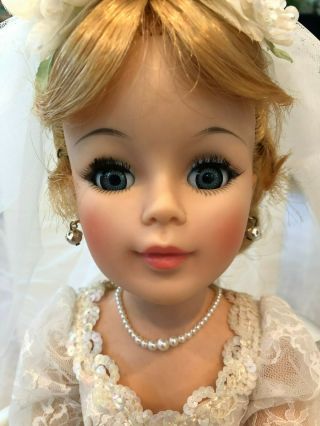 Vintage 1969 Madame Alexander 21 Inch Bride Doll 2192 3