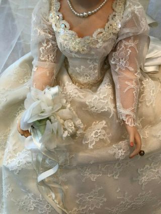 Vintage 1969 Madame Alexander 21 Inch Bride Doll 2192 4