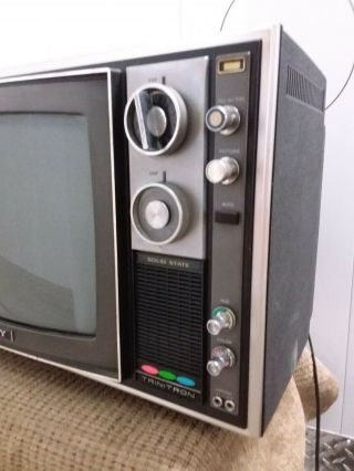 Vintage Sony KV - 1201 Solid State Television TV Japan 2