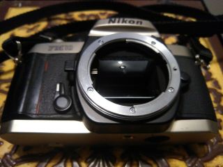 Nikon Fm10 Vintage Slr Film Camera Body Only