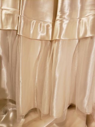 Stunning Vintage wedding gown 1940s 1950s heavy satin,  Miriam Originals York 8