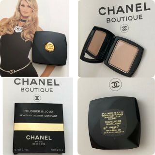 Nib Vtg Chanel Jeweled Luxury Powder Compact Black Enamel W Gold Cc Button