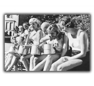 Young German Girls For Training In The Camp Ww2 Photo Glossy " 4 X 6 " Inch E