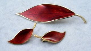 David Andersen Vintage Enamel Broche And Clip On Earrings 925 S Deep Red