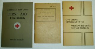 Ww2 Vintage First Aid Book - Fm 21 - 11,  Red Cross First Aid & Supplement Books