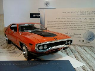 Franklin 1971 Plymouth Road Runner.  1:24.  Nib.  Docs.  Rare Le Of 500.  Pristine