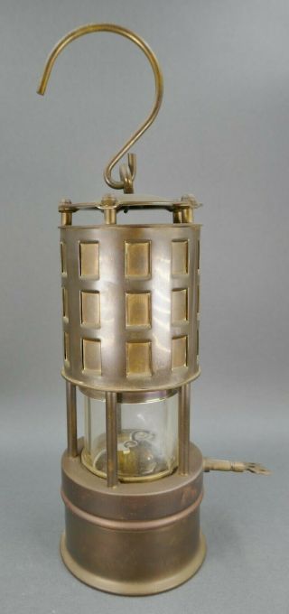 Fine Vintage Koehler Brass & Monax Glass 289 - 1a Miners Safety Lamp Oil Lantern