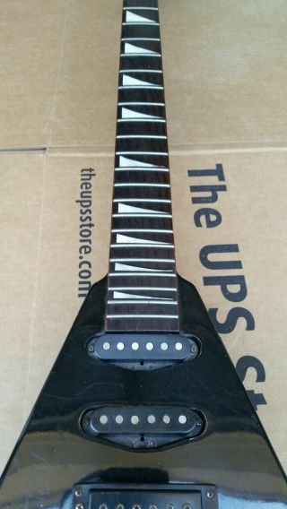 RARE VTG 1980 ' s Flying V Hondo Formula 1 Series Neck Through Electric Guitar 4