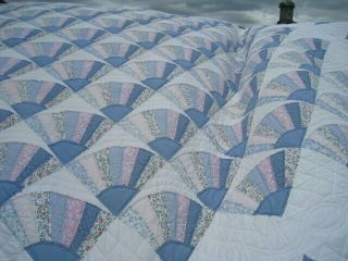 Grandmas Fan Vintage Hand Quilted Queen Size Pastels Pink & Blues 86x96