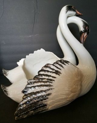 Stunning Vintage Mottahedeh Design Italy Ceramic Swans Planter Sculpture Signed