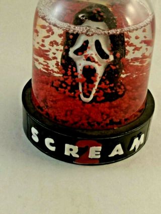 Scream 2 promotional snow globe (VERY RARE) 3