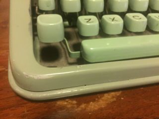 Vintage 1960s Hermes Rocket Portable Typewriter - “The Writer’s Typewriter” 4