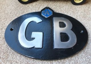 Goodwood Revival Classic Vintage Car Rac Gb Great Britain Touring Badge Sign